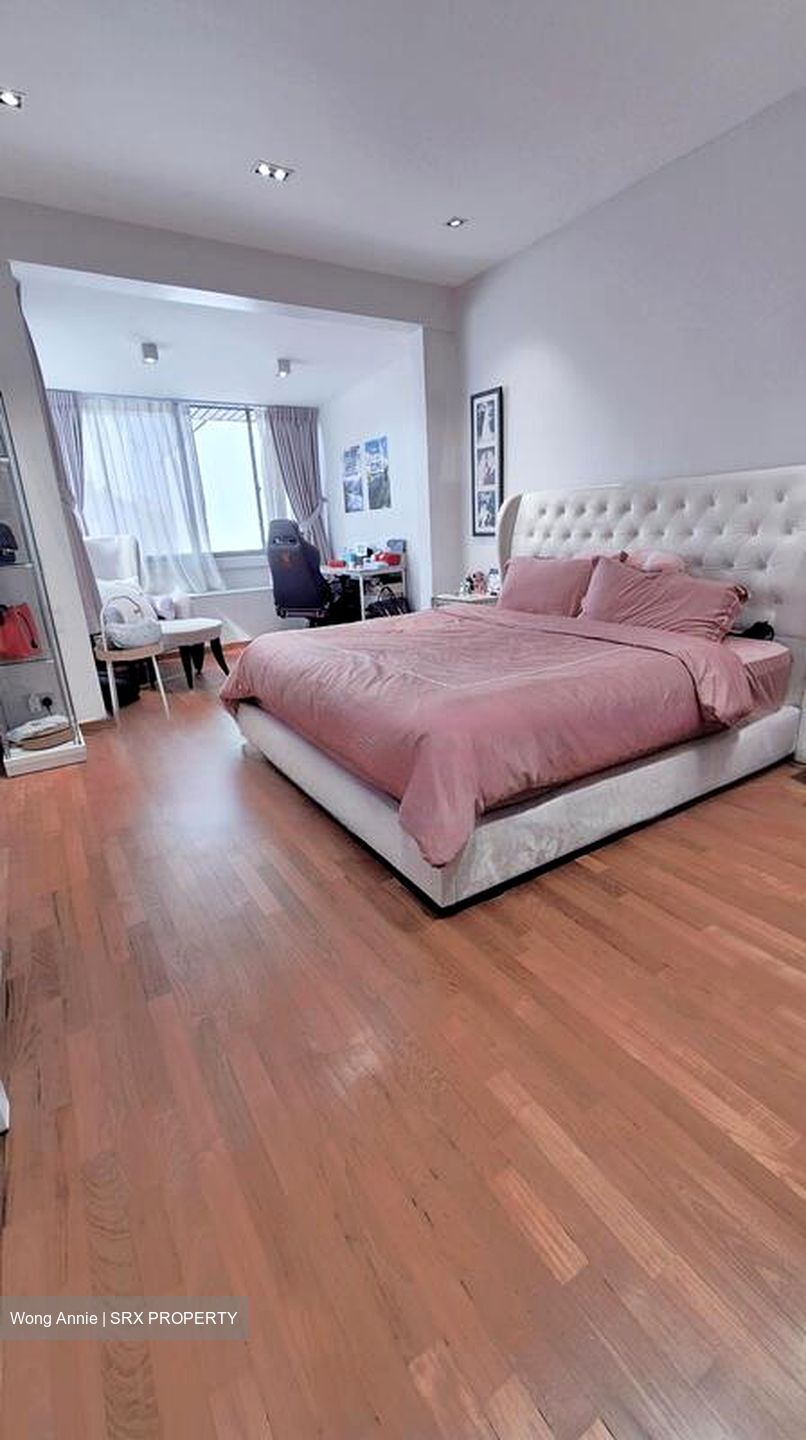 Mera Terrace (D16), Terrace #486124341